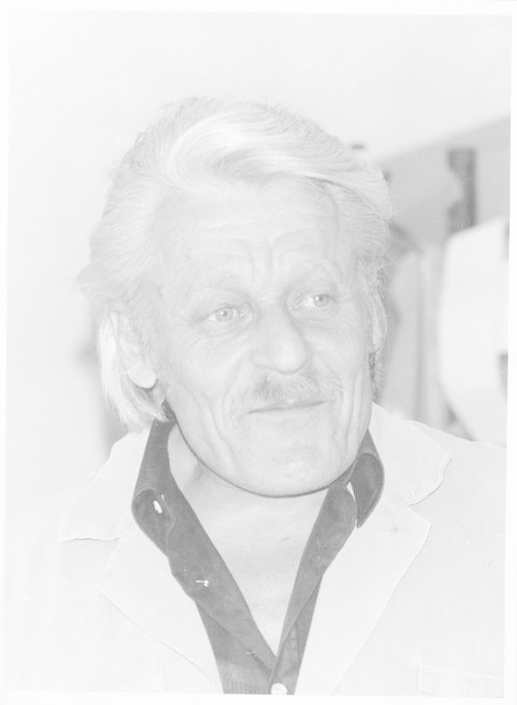 portrait02-800x600